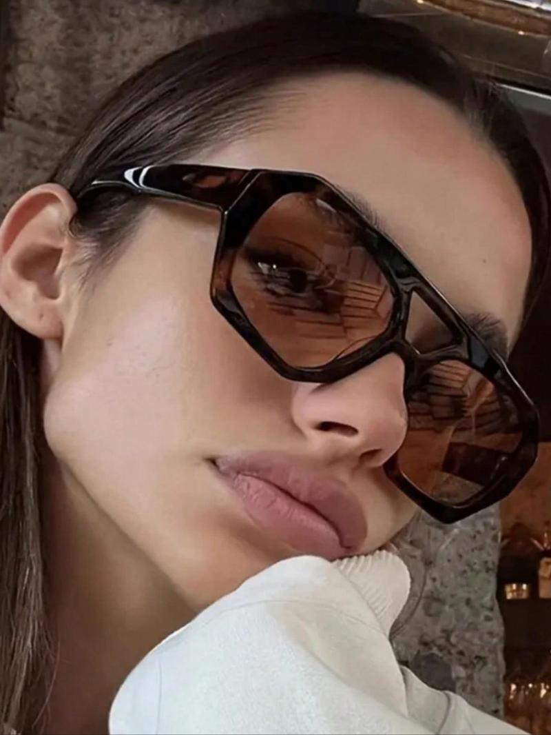 Product Introduction of Unisex Vintage Tortoiseshell/Black Frame Sunglasses, Trendy Casual Sunglasses for Everyday Use, Fashion Accessories for Outdoor Activities 2