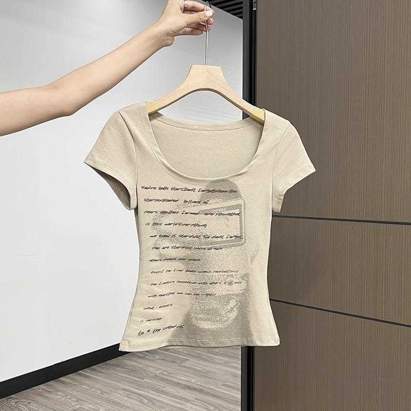 Product Introduction of Áo thun ngắn tay kiểu dáng cổ điển kiểu Mỹ mùa hè dành cho nữ, dáng ôm, kiểu dáng ngắn, lộ xương quai xanh, hot girl cổ chữ U to trong sáng 1