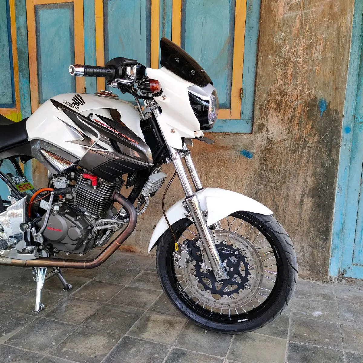 Breket Slebor Cs One Pnp Shock Mp Tiger