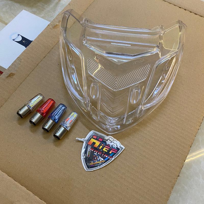 Nắp hậu trắng kèm nháy hậu audi gắn các đời wave 50 100 110