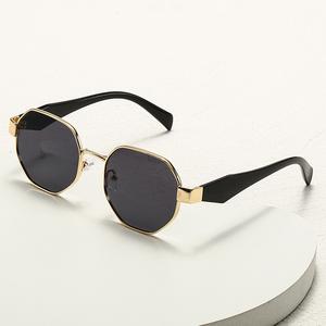 แว่นกันแดด ม่านบังแดดโลหะ อเนกประสงค์ ทรงเหลี่ยม ไม่ซ้ำใคร สไตล์ดาราอินเทอร์เน็ต แฟชั่นยุโรปและอเมริกา ใหม่ในปี 2568