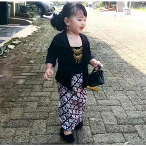 [ DISKON ] kebaya hitam  bludru polos /kutubaru kartini anak paud TK SD/ baju adat anak perempuan