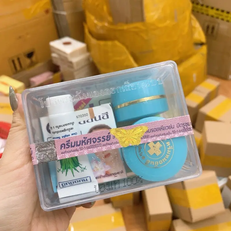 Kem mụn 5món yanhee xanh thái lan 0
