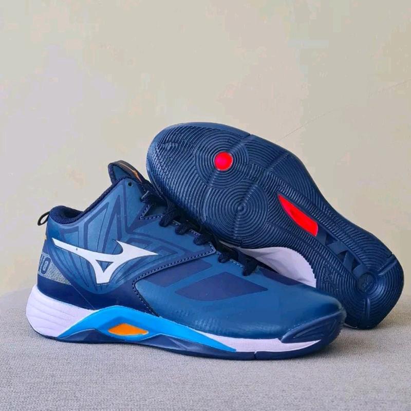 sepatu voli mizuno momentum 2 mid murah sepatu olahraga pria wanita lokal  Nyaman Cepat Kering Uniseks 4