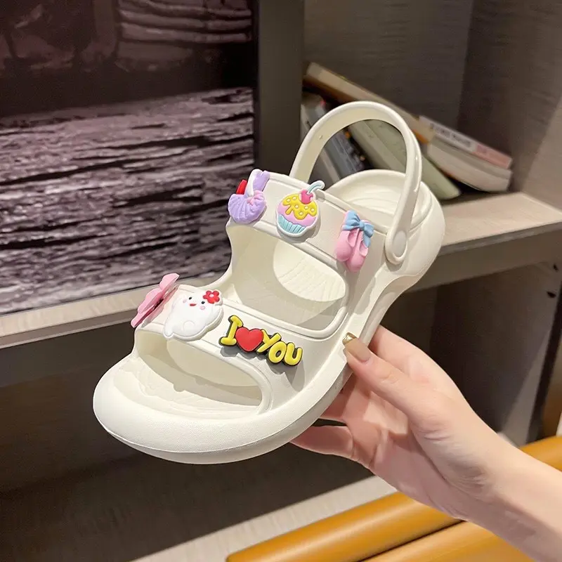 Dép bánh mỳ nữ, sandal 2 quai ngang gắn sticker siêu hot 3