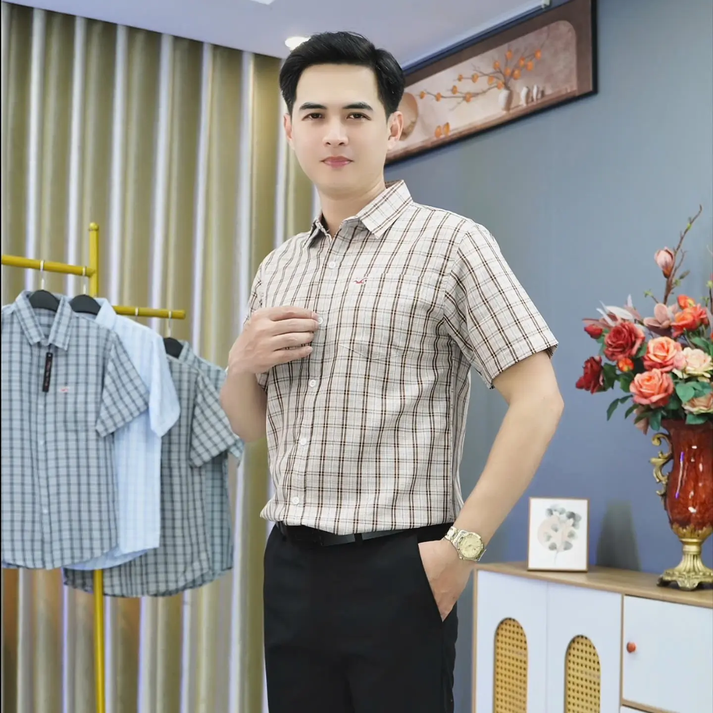 Áo sơ mi nam vải lụa cotton   LỊCH LÃM - TRẺ TRUNG - SANG  TRỌNG  Sơ mi  phong cách 2025- sang trọng ,khỏe khoắn , áo có túi ạ