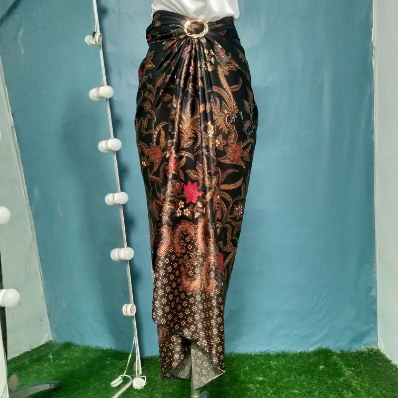 Rok lilit couple ibu anak 4