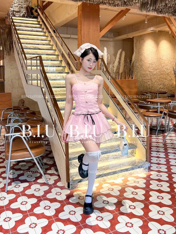 Đầm 2 dây cúp ngực viền nổi đính nút tà tầng xòe tiểu thư tôn dáng Whi Dress Biu Clothing BB0436 Nữ Women Màu Hồng 3