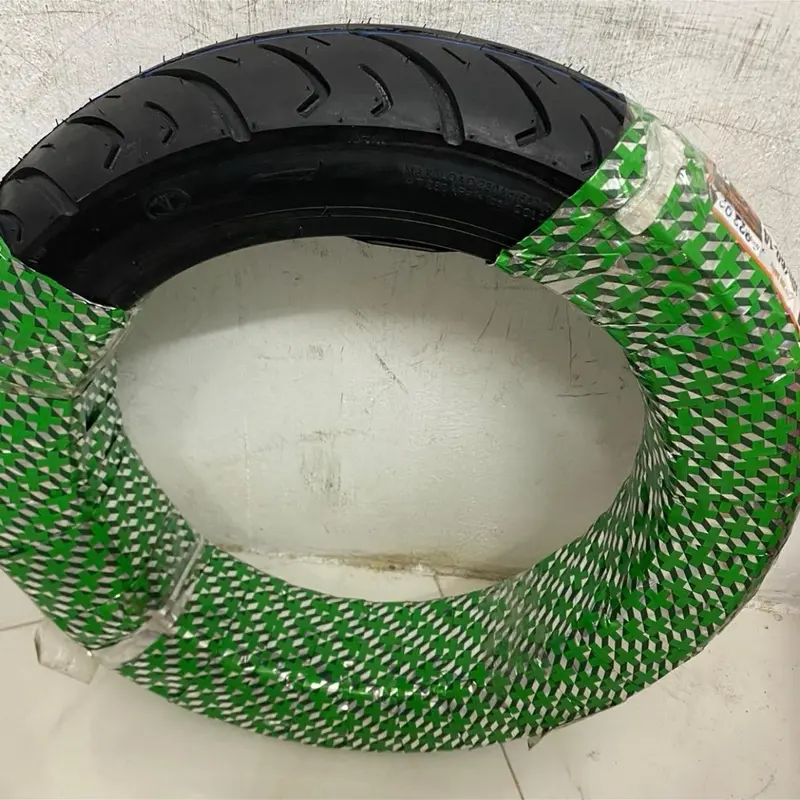 Lốp xe liberty thương hiệu DPLUS lốp không ruột thông số 90/80/16 và 100/80/14 4