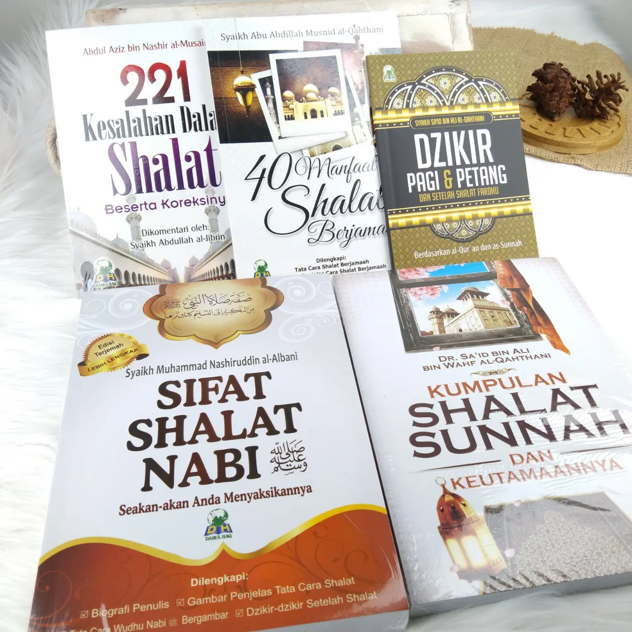 Buku Paket Shalat Sesuai Sunnah Rasulullah Shallallahu 'alaihi wa Sallam
