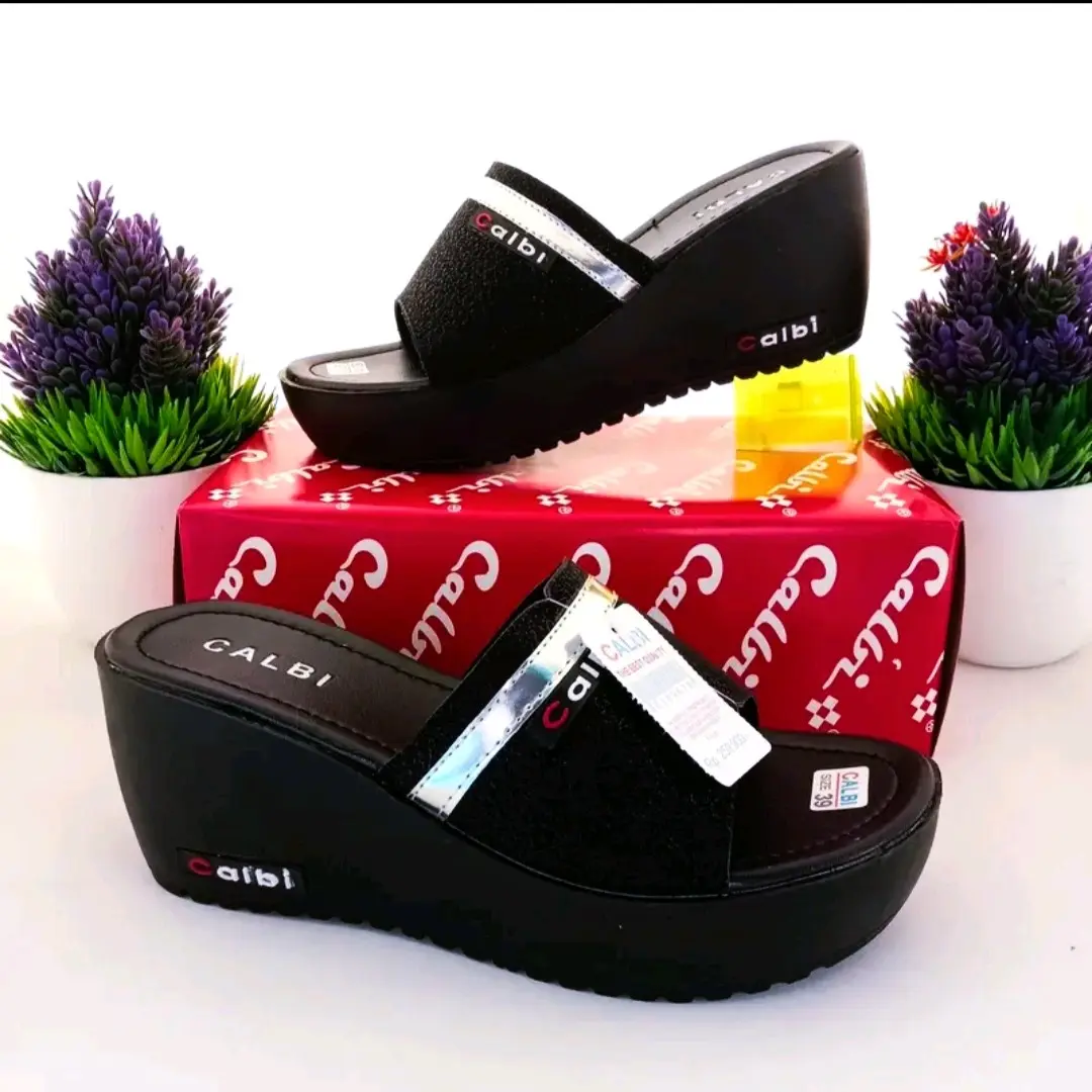 Sandal Wedges Wanita Calbi Cantik Model Terbaru dengan Ornamen Pita antiselip