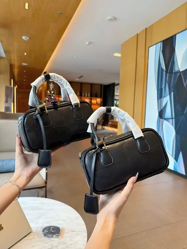 Túi Xách Nữ Dáng Trống Size 22cm Cao Cấp Da Mềm , Túi Có Dây Đeo Chéo Kèm Chamr 6
