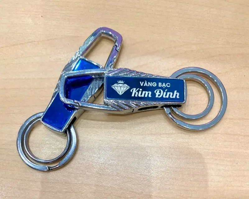 Móc Khóa Khắc Tên Kim Loại 0
