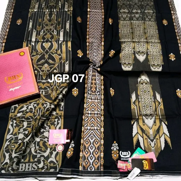 SARUNG BHS EXCELLENT, CLASSIC, COSMO GOLD SILVER JACQUARD JGP, JGH, JGC DLL - 11 JGP EXCELLENT GOLD SARUNG BHS EXCELLENT, CLASSIC, COSMO GOLD SILVER JACQUARD JGP, JGH, JGC DLL - 11 JGP EXCELLENT GOLD