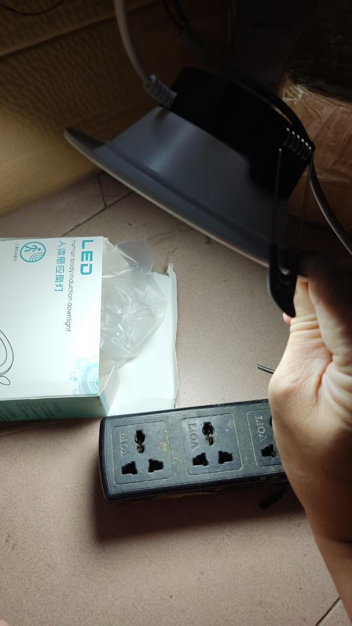 Product Introduction of Đèn LED âm trần cảm ứng chuyển động, đèn led âm trần cảm biến điều khiển bằng giọng nói, tự động tắt đèn, cảm nhận ánh sáng thông minh,Thiết kế chắc chắn, Hiệu suất vượt trội, Ánh sáng chất lượng cao 19