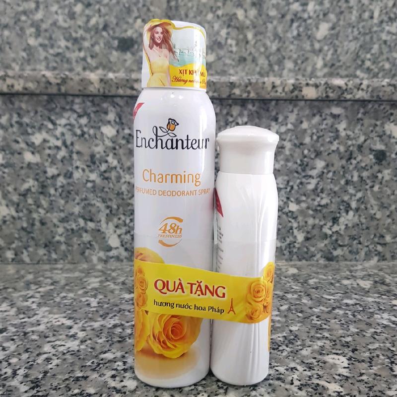 { XỊT KHỬ MÙI TOÀN THÂN }{ ENCHANTEUR }{ 150mli }{ KHỬ MÙI HÔI }