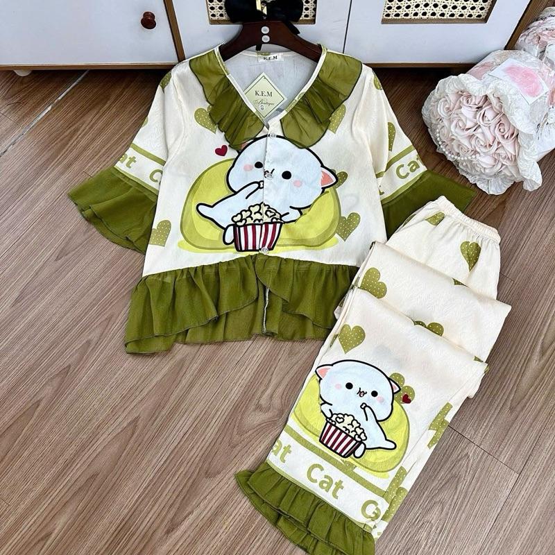 Bộ CD dài đuôi cá tiểu thư mặc nhà cổ tim phối bèo voan chất vải lụa xước ánh kim