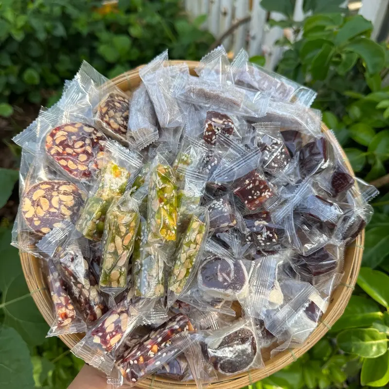 COMBO KẸO CHUỐI + MÈ XỬNG thơm ngon đậm đà đặc sản Bến Tre  Ăn Vặt Food 3