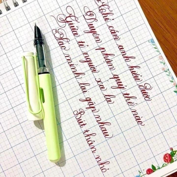 Combo 3 bút máy + tặng 3 ống mực + tặng 3 ngòi thay - Bút gắn ống mực hoặc bơm mực - Bút luyện chữ đẹp hoặc viết bài thường ngày - Bút ngòi mài tránh hư chữ (Ống mực không xoá được)