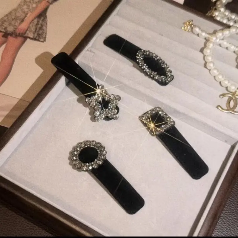2025 New French BB Clip with Small Fragrance Feng Shui Diamond Plush Women's Exquisite Side Hairpin Clip at the Back of the Head Hair Clip