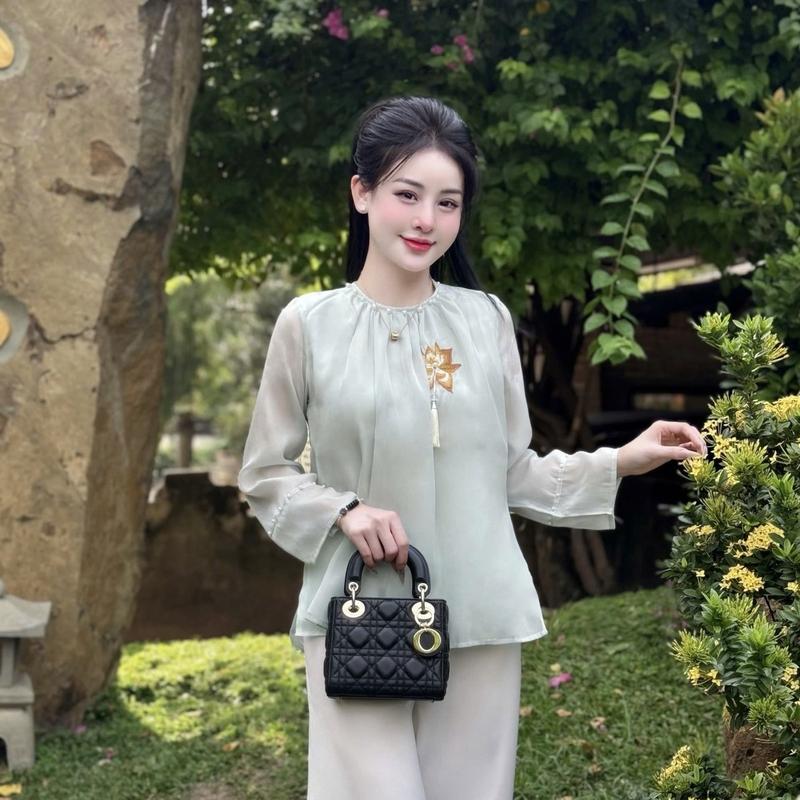 Lẻ áo lụa tơ thêu sen đính ngọc có tặng kèm charm -Pháp phục Hà Anh ( áo kèm quần) Nữ Women 5