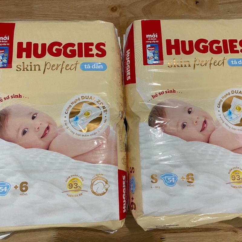 Combo 2 bịch tã dán Huggies skin perfect size S (4-8kg), tổng 120  tả   tả   Nữ Women combososinh  betrai tả tả  quần tả  quần tả  bỉm