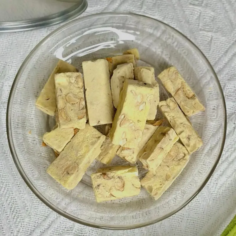 Sữa Chua Sấy Vị Sầu Riêng Nhân Hạt Điều BiBo Food - Giòn Tốt Cho Sức Khỏe 2