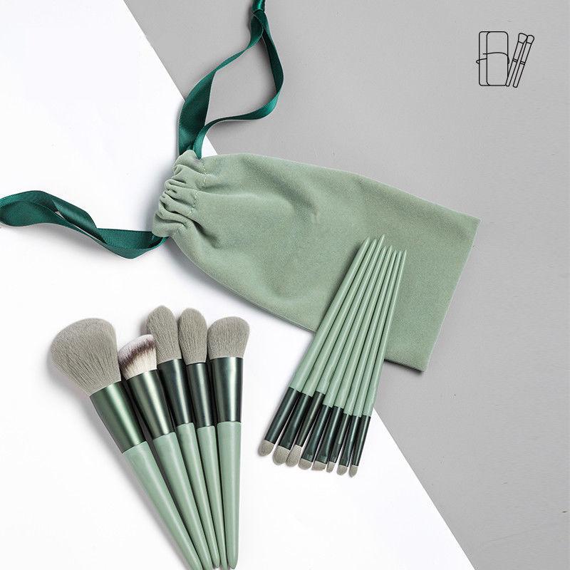 Product Introduction of Makeup Brush Suit Eye Shadow Blush Face Powder Highlight Repair Lip Brush Beauty Tools 4