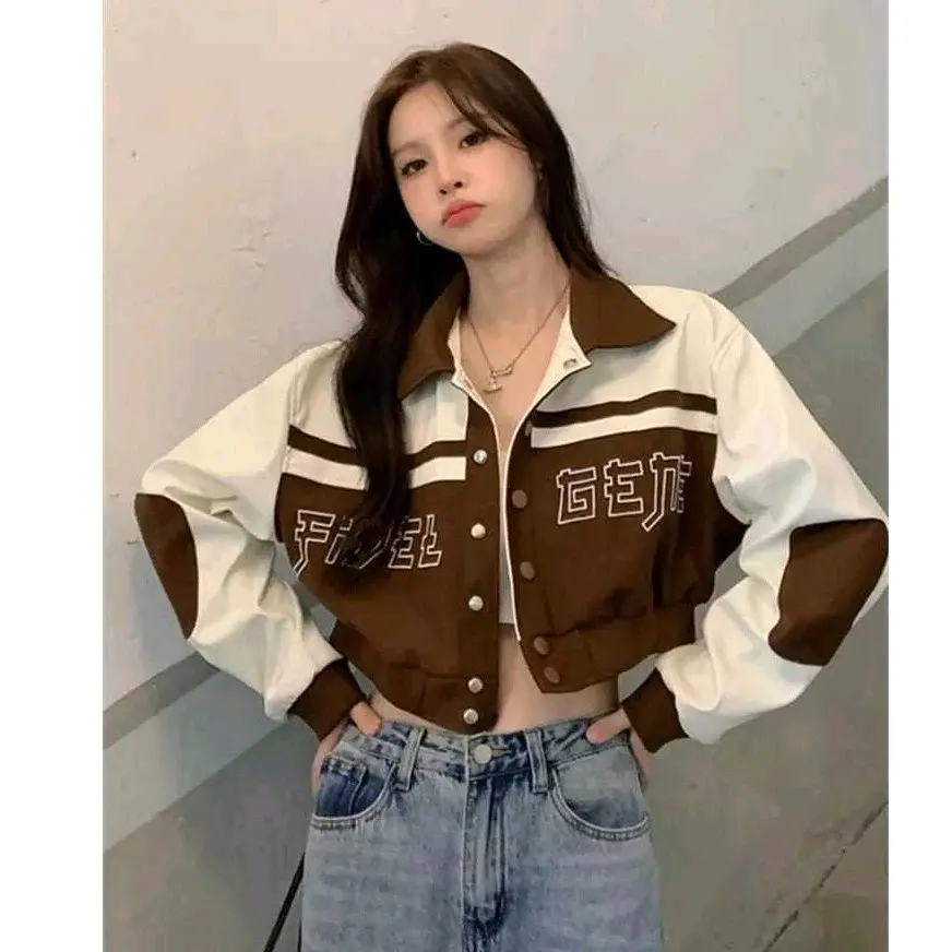Jaket crope wanita | Y2k jaket crope wanita korean style Tebal Sweater Keren Nyaman Varsity