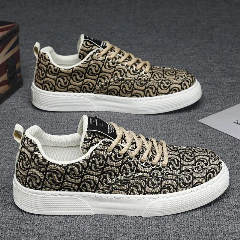 2025 Canvas Shoes Men's Low Top Summer 2025 New Niche Low Top Printed Board Shoes Men's Thick Sole Sports and Casual Trendy Shoes