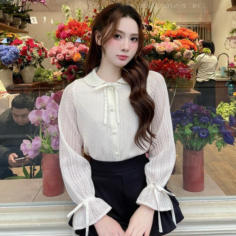 [ NEW PRODUCT ] Áo Sơ Mi Ren Nữ PADDY - NABI TOP Cổ Sen Đính Nơ Kem Women