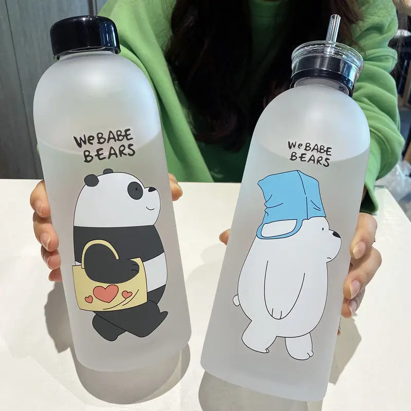 Large capacity plastic straw cup Female male student Korean version cup ins high appearance level outdoor portable cute water bottle