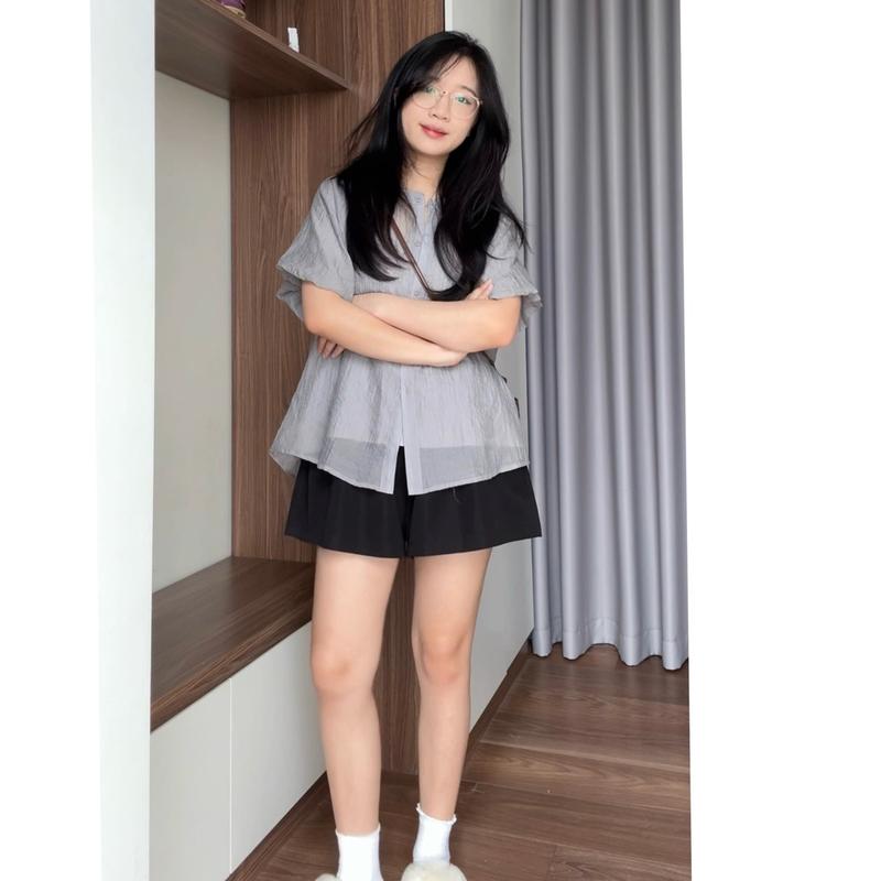 SET 3 Món Áo tơ Xuyên Thấu kèm áo 2 dây, quần short ống rộng Bazic onee