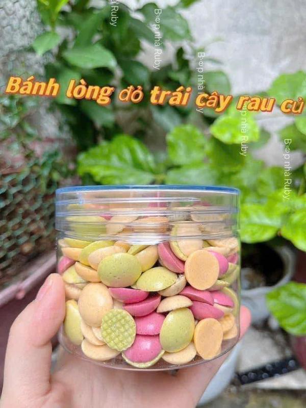 Bánh ăn dặm lòng đỏ trái cây rau củ mix vị cho bé ( hũ 300ml) 2