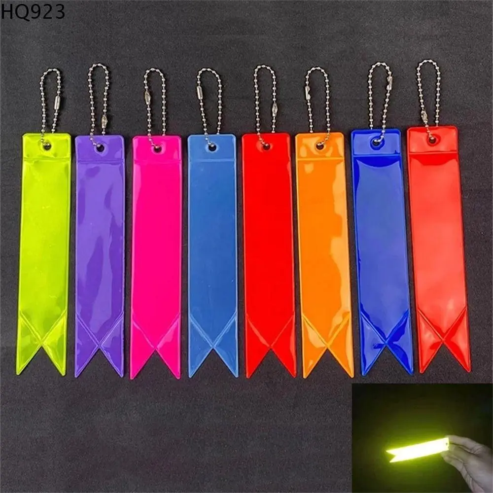 HQ923 Cycling Night Traffic Marker Auto Decoration Bag Keychain Ornaments Reflectors Adults Children Car Keyrings Reflective Strip Reflective Pendant Reflective Keychains