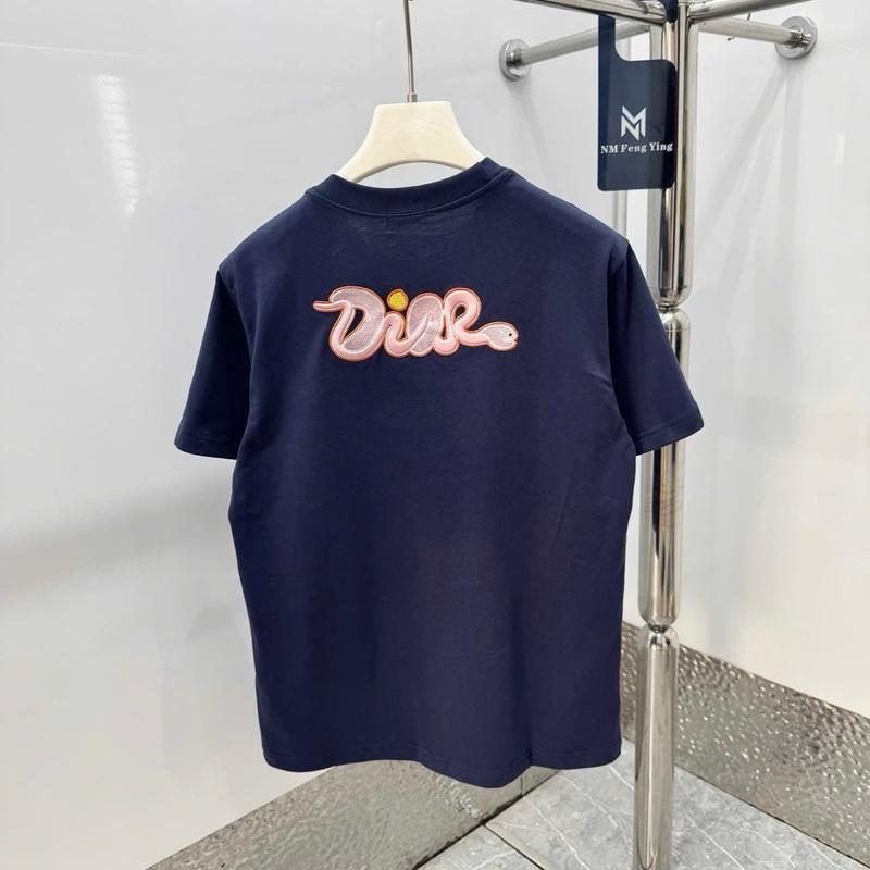 Áo phông dì o vải cotton thêu chữ rắn sau lưng boy phố 2
