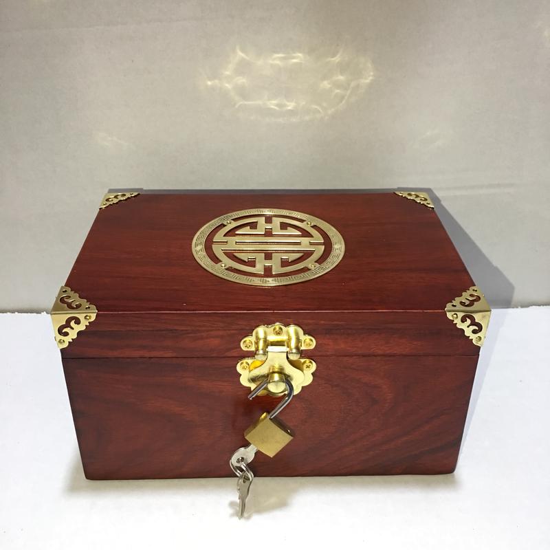 HỘP ĐỰNG TRANG SỨC, HỘP ĐỰNG CON DẤU GỖ HƯƠNG SIZE 19 - CÓ KHÓA MINI( ẢNH THẬT)