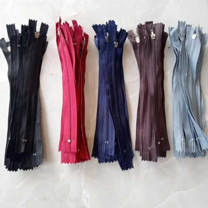 12pcs Sleting Celana Hitam Ukuran 4-7"