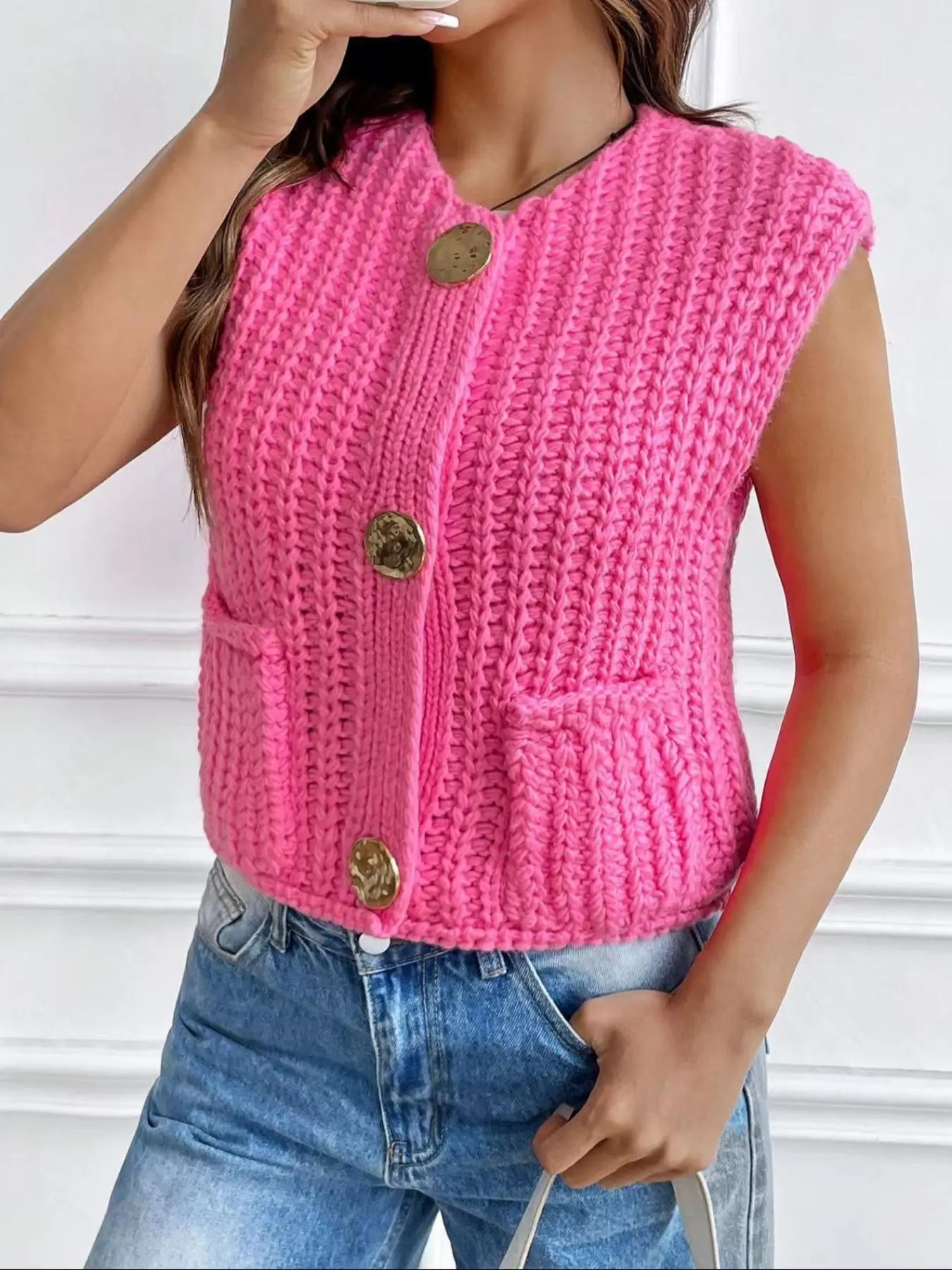 Women's Plain Button Vest, Elegant Fashion Casual Sleeveless Knit Top for Daily Outdoor Wear, Ladies Knitwear for All Seasons