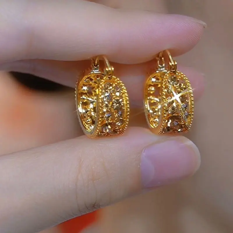 French Retro Exquisite High-end Full Zircon Hoop Earrings Niche Design Light Luxury Niche Socialite Style Fashion Earrings
