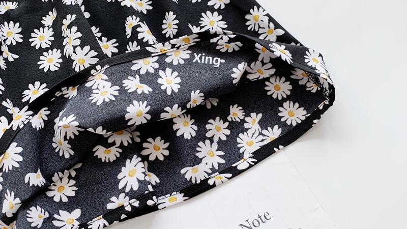 Product Introduction of 1 Piece Summer Children's Chiffon Little Daisy Young and Little Girls Dress Floral Strap Princess Dress 9