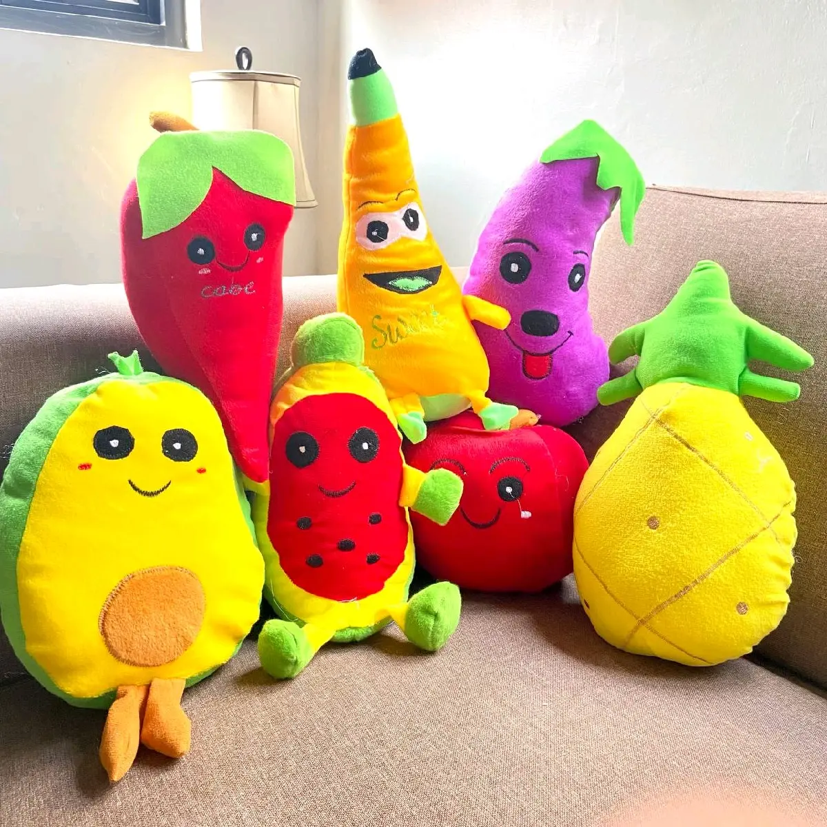 BONEKA KARAKTER S DAN MARVEL