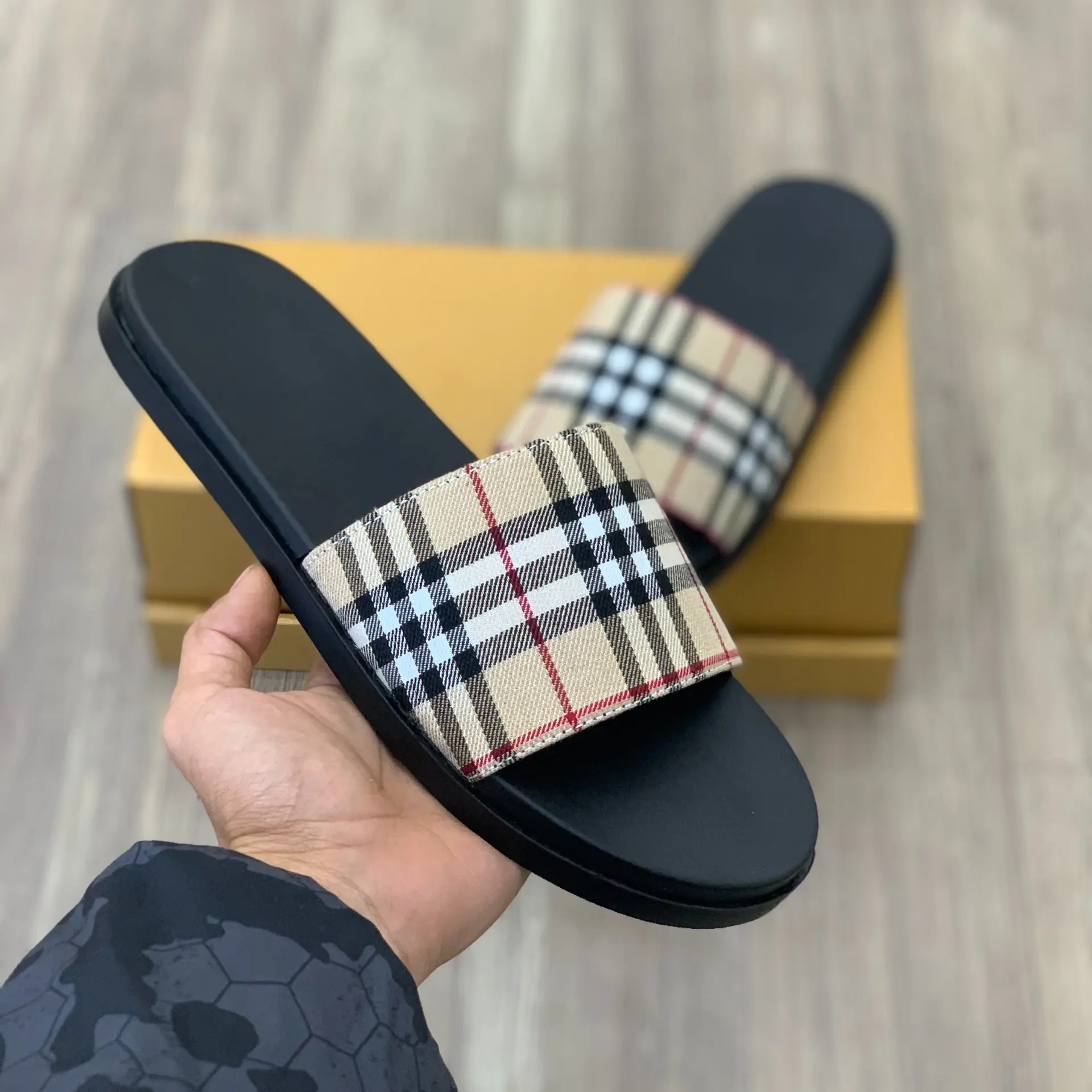 [Khâu Đế] Dép nam nữ BRR quai vải đế cao su có hộp Size 38-42 (Mã BRR10) Dép Lê Quai Ngang DéP Slipper Đế Bằng dép  nam nữ