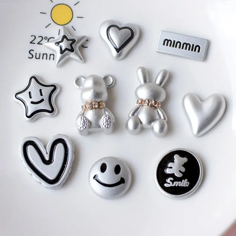 JIBBITZ, STICKER, CHARM GẤU THỎ CUTE TRANG TRÍ DÉP SỤC (ĐÃ GỒM NÚT GẮN) 0