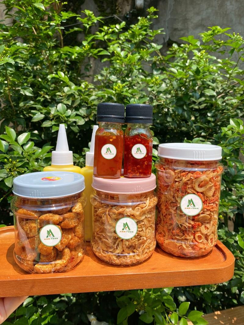Product Introduction of Combo Bánh Tráng SIÊU GHIỀN, 300g Bánh tráng, 300g Hành ruốc phi, 200g Bơ, 80g Tóp mỡ Tặng 1 chai sốt tắc 1 chai ớt rim. Ann foodie. 2