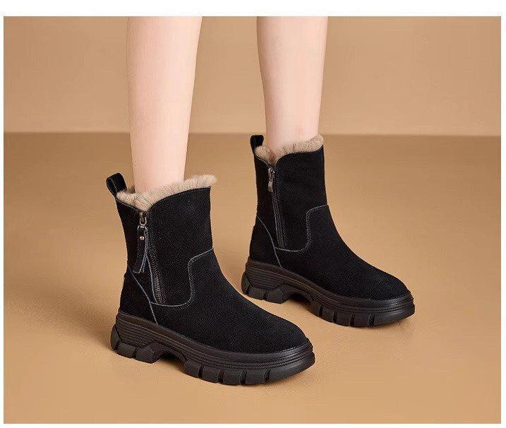 Product Introduction of Red Qingying Brand Thick Bottom Fur Lined Martin Boots Women's Winter Snow Boots Anti Slip Warm Casual Short Tube Boots 11