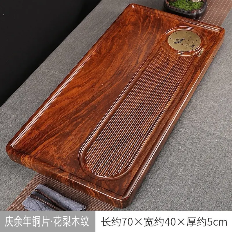 Khay trà gỗ đàn hương nặng khoảng 8kg
