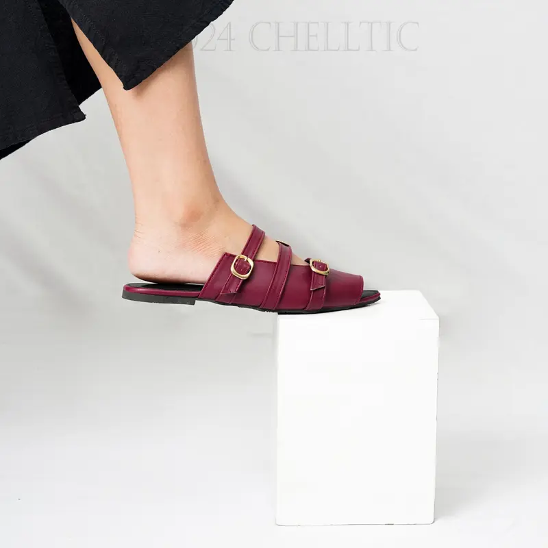 CHELLTIC Sandal Wanita Slip On Mules Hak Datar Kekinian Terbaru |Sendal Strap Tali Gesper Cewek Korea |Women Sandal Flat /Selop Perempuan Remaja |Sndal Flip Flop Tersedia Size 37-40 COD 7