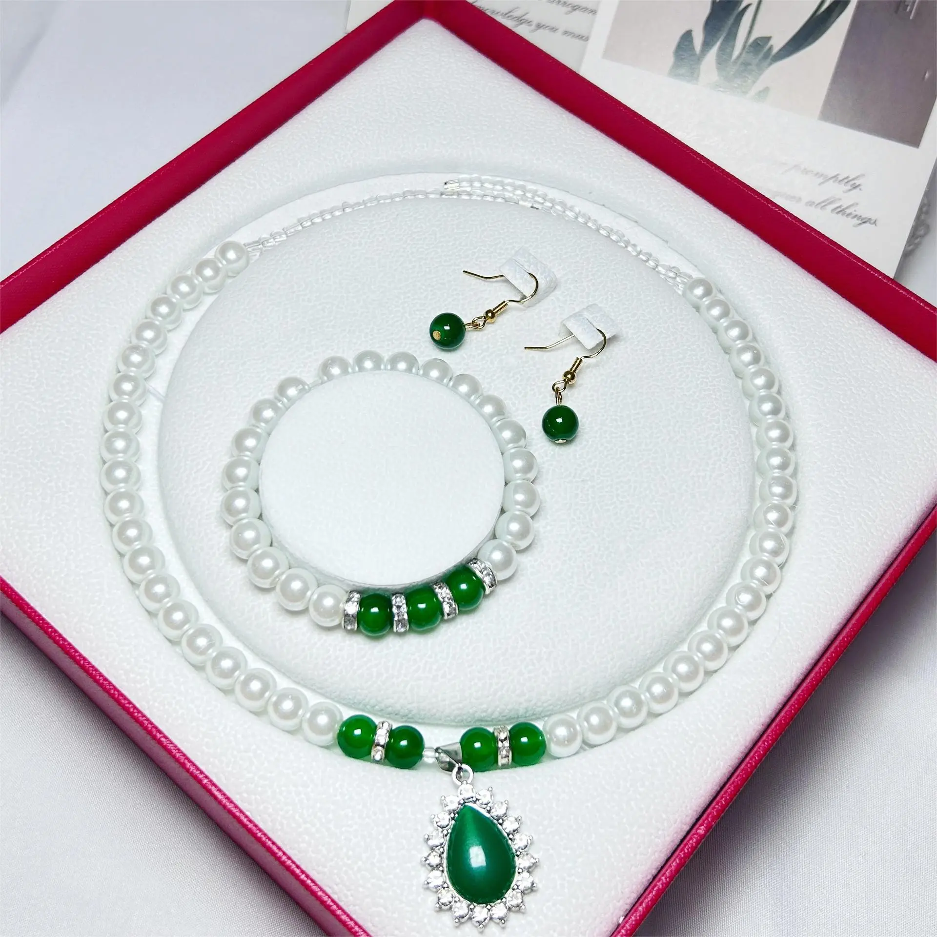 Synthetic Pearl Necklace Imitation Pearl Necklace Mom Chain Set Chain Gift Box Mother's Day Gift Live Benefits