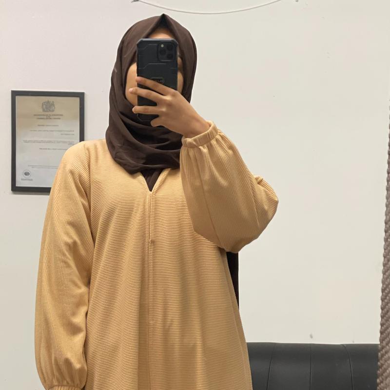 RIBBED ABAYA WITH PUFFED SLEEVES 6